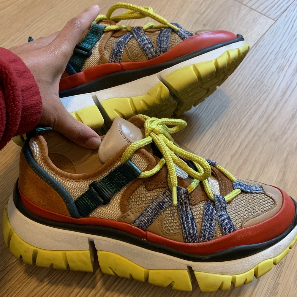 Chloe Blake Sneaker